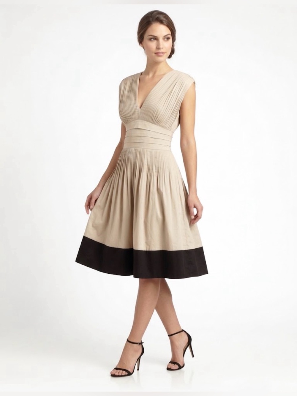 BCBGMaxAzria 100% silk dress Pleated V-Neck Midi Dress size 4P